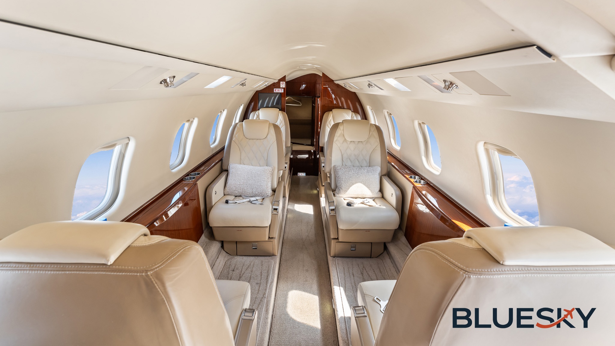 Learjet 60XR gallery image 7